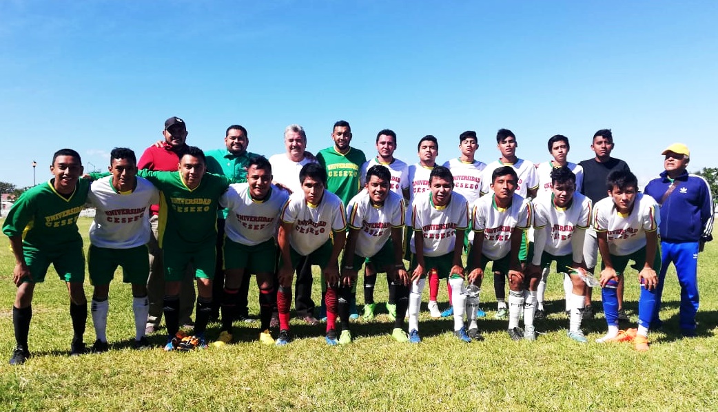 Estrena uniforme la selección de  futbol de la Universidad CESEEO
