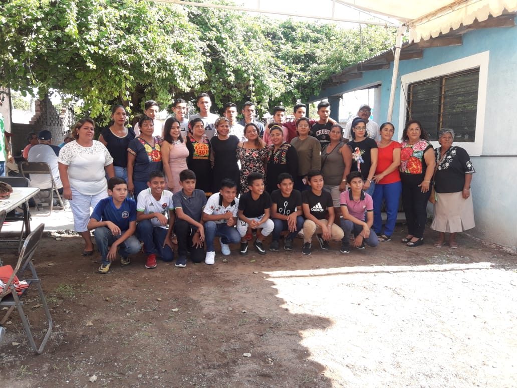 Conviven jugadores de Rayos de Ixtepec