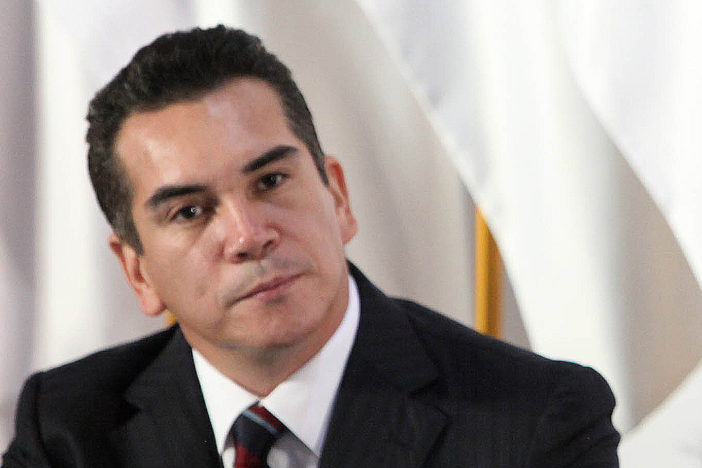 “Alito”, entre olvidados y acarreados