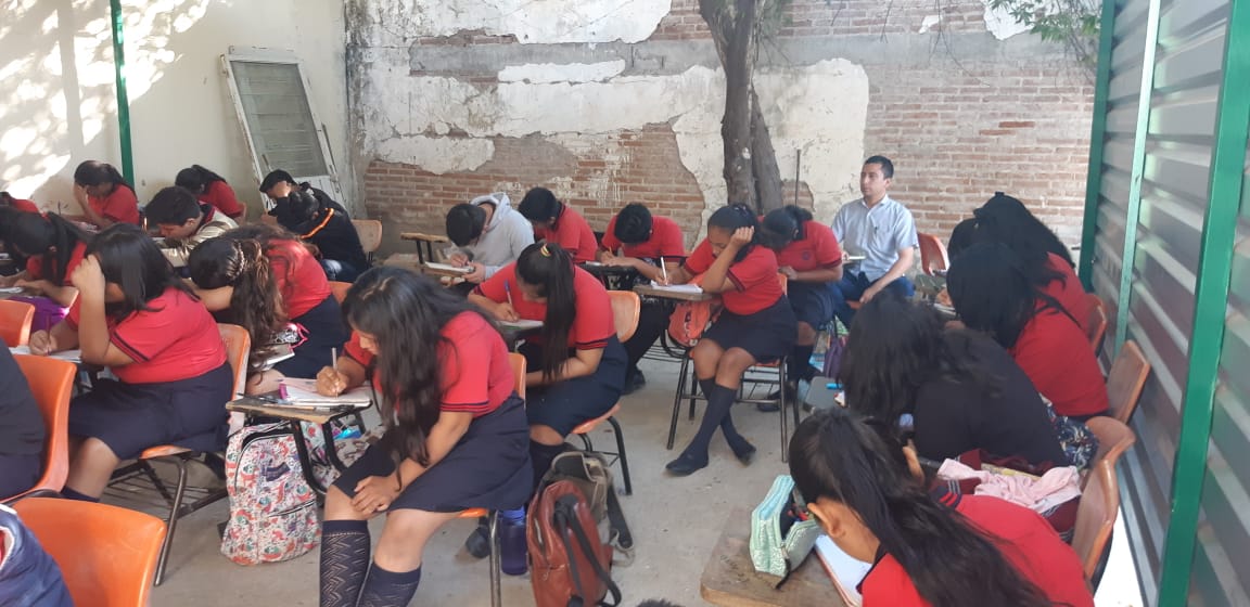 Ofrece el diputado Víctor Blas asesoría gratuita en Psicología