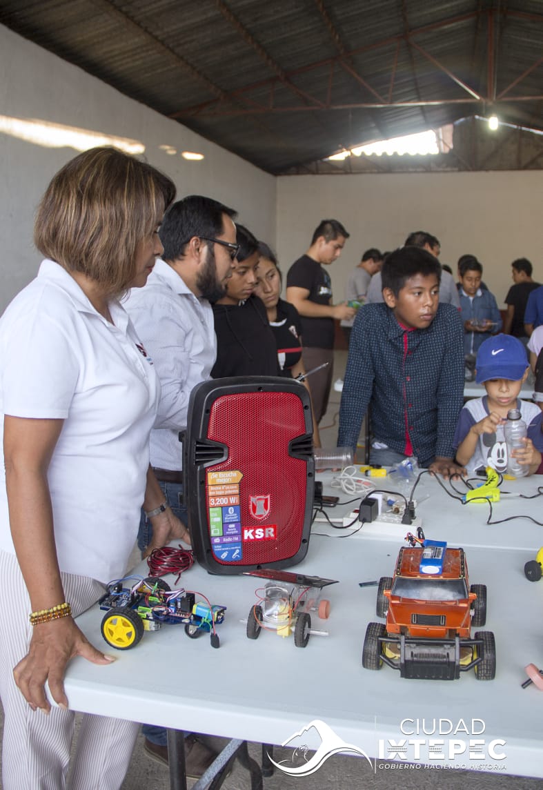Imparte DIF municipal de Ixtepec taller de robótica
