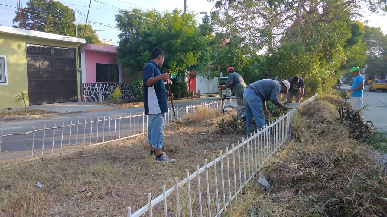 Convoca Víctor Blas a la población a la limpieza y reforestación de Juchitán