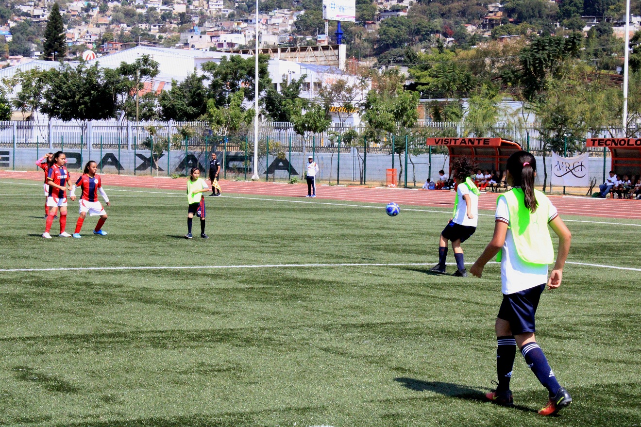 Avanza torneo de fútbol infantil Copa Ciudad de Oaxaca 2019