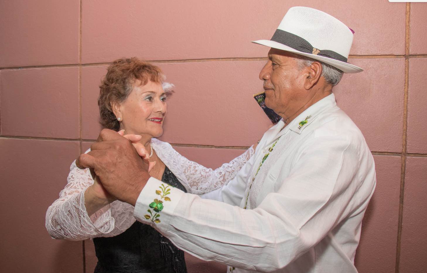 Invita Sectur Oaxaca a celebrar el 20 Aniversario del Miércoles de Danzón “Luis Santiago”