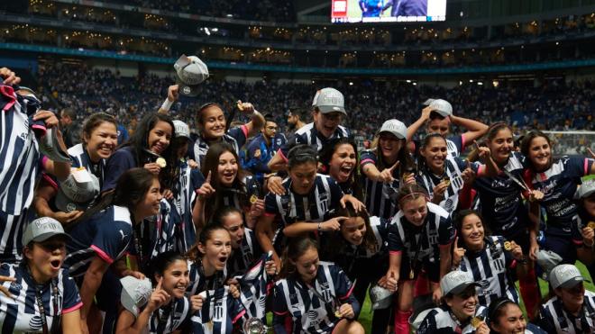 Tras obtener el título en la liga femenil, rayadas  se quedan sin bono; directiva les dará un iPad