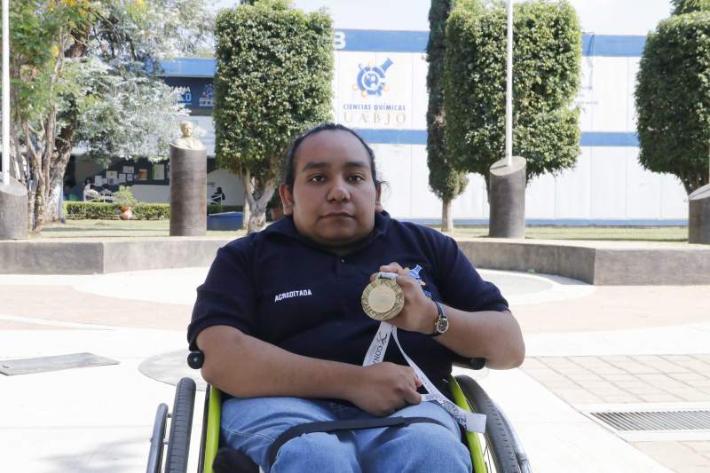 Estefany Itamar Ruíz gana medalla de oro en Paralimpiada Nacional