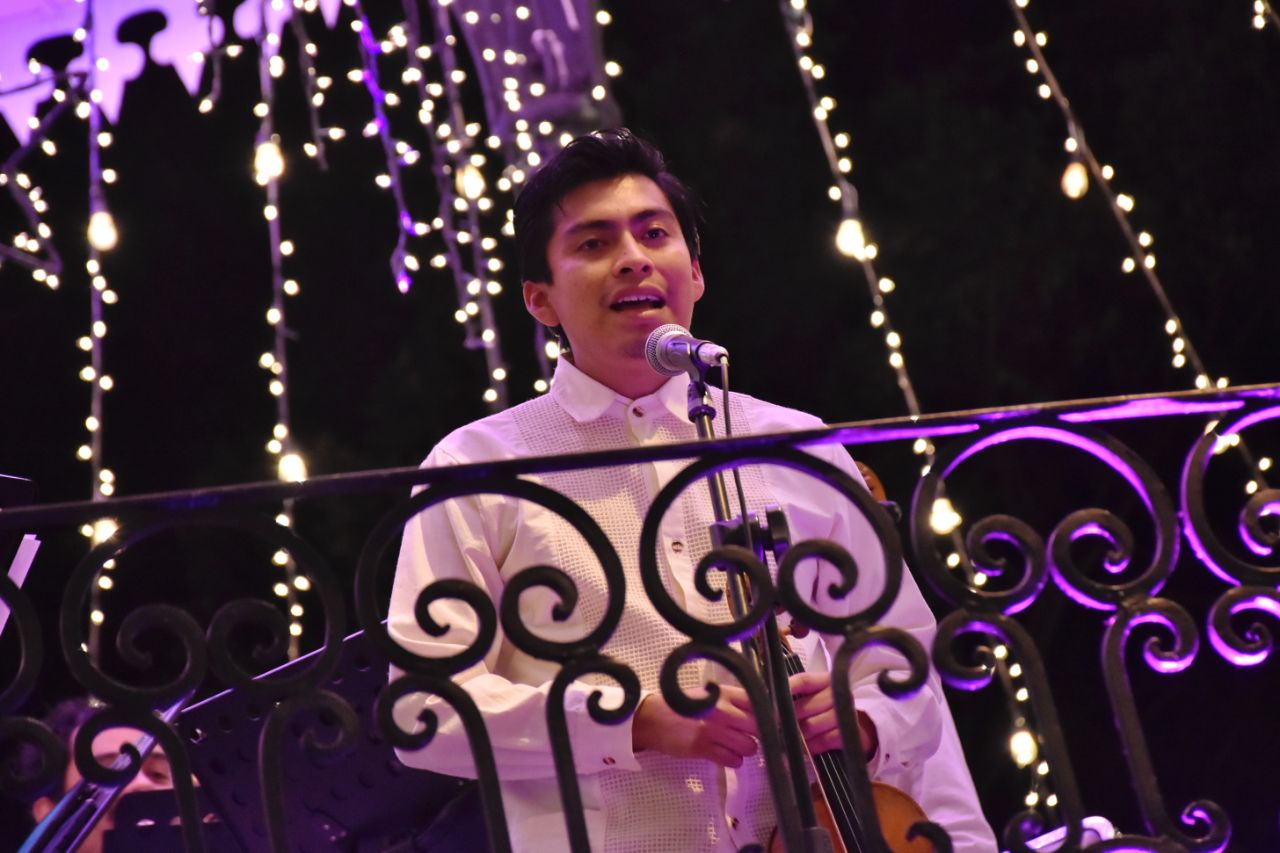 Celebra Ayuntamiento a compositores oaxaqueños en el Zócalo de la ciudad
