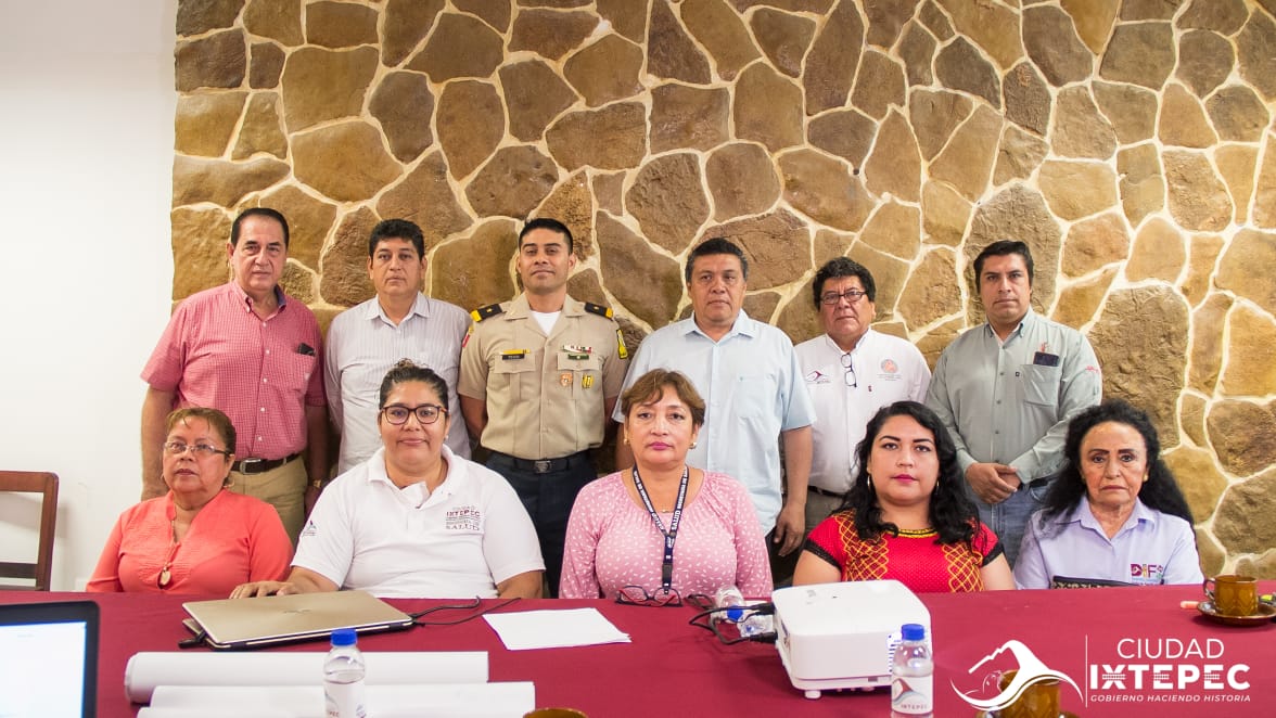 *Comité de salud municipal de Ixtepec en asamblea permanente *