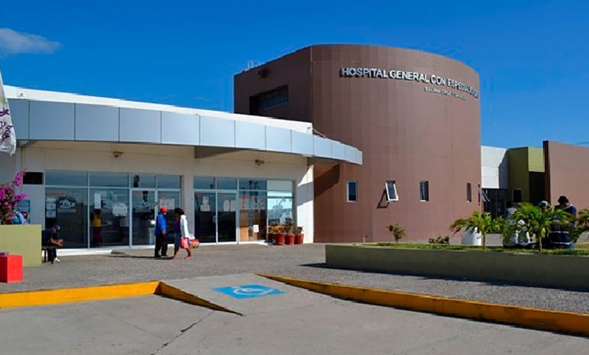 Cuenta con áreas exprofesas para atender a pacientes con covid19