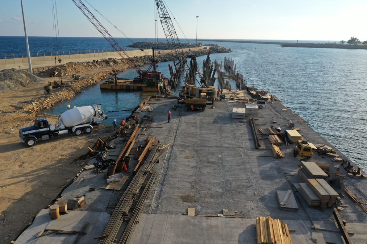 Denuncia corrupción en otorgamiento de obras en el muelle portuario