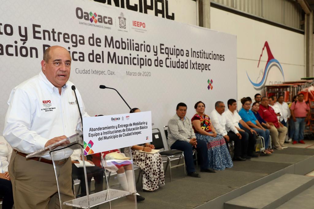 Niñas, niños y adolescentes, el centro del proceso educativo: Francisco Ángel Villarreal