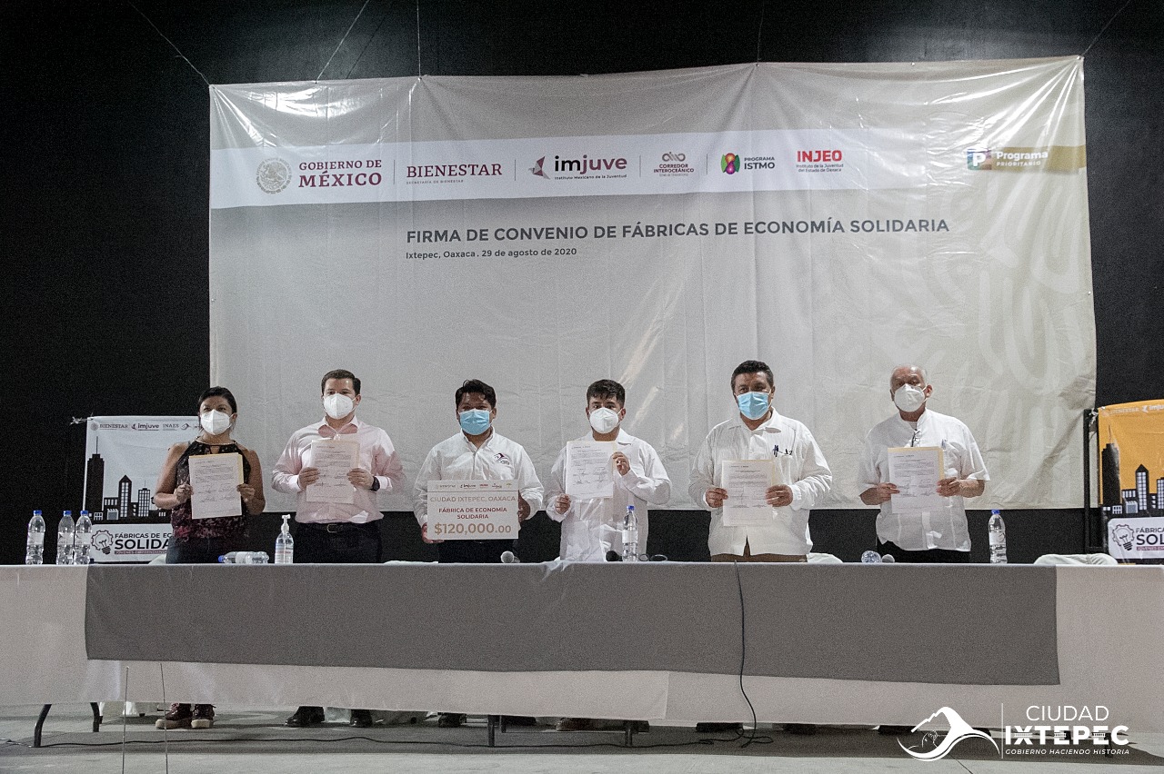 Se firma Convenio del IMJUVE en Ixtepec
