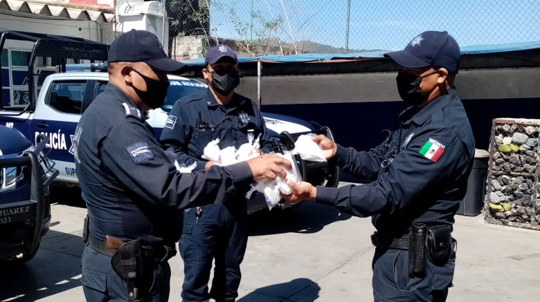 Dota Ayuntamiento de Oaxaca de equipo de protección contra COVID-19 a Policía Municipal