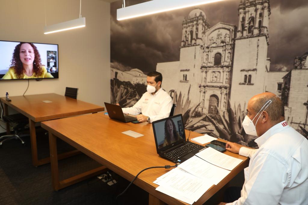 Con la profesionalización docente se fortalecen  aprendizajes significativos en alumnos: IEEPO