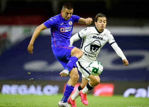 Cruz Azul derriba a Pumas 4-0 en semifinal Liga Mx