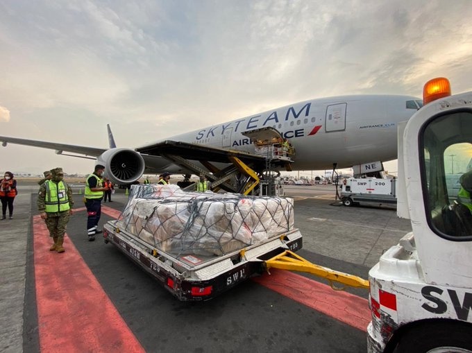 Arriban a México vacunas de CureVac para estudio clínico Fase 3