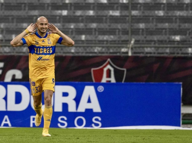 Carlos González se lesiona a 10 días del Mundial de Clubes