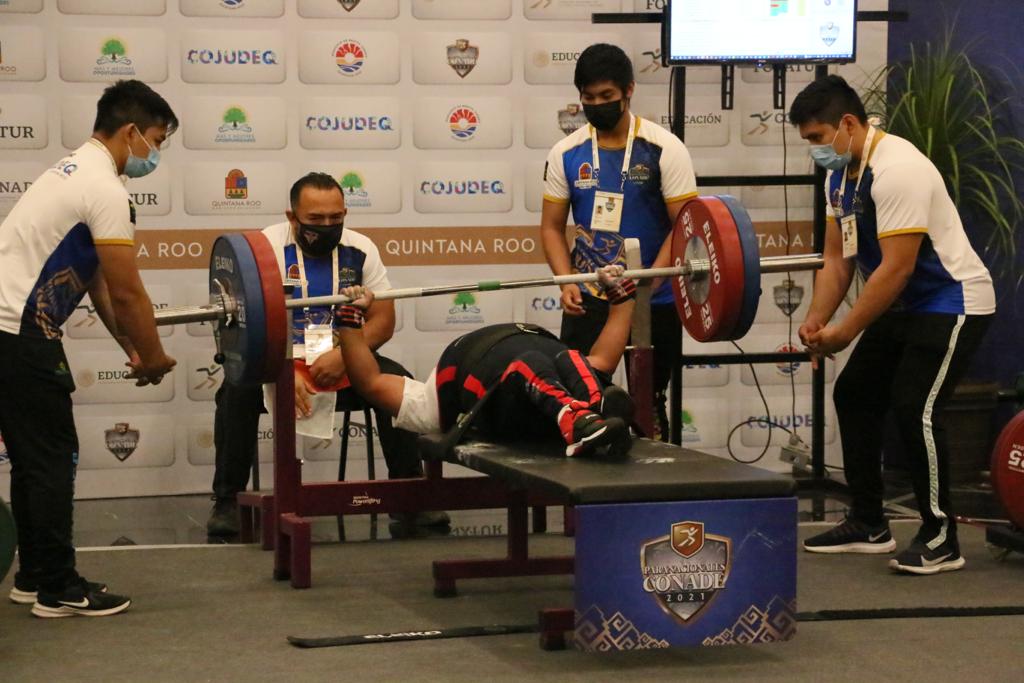 Suma Oaxaca sus primeras medallas en los Paranacionales Conade con oro y plata en parapowerlifting