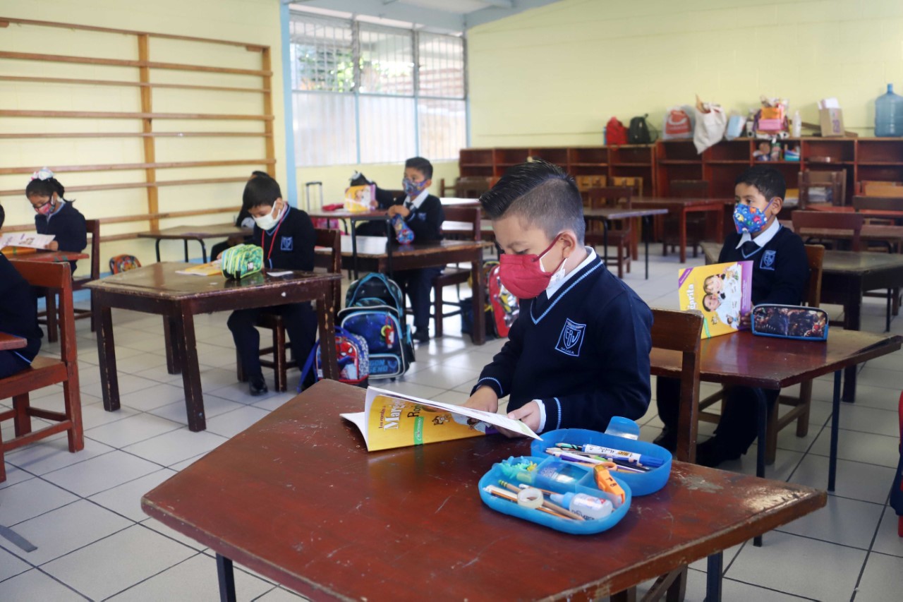Regresan estudiantes de nivel básico a clases este lunes 3 de enero: IEEPO
