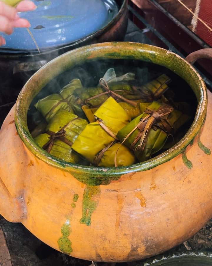 Cocineras tradicionales de Oaxaca comparten sus recetas de tamales, un platillo de celebración