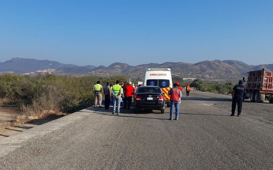 Muere de un infarto mientras conducía su vehículo