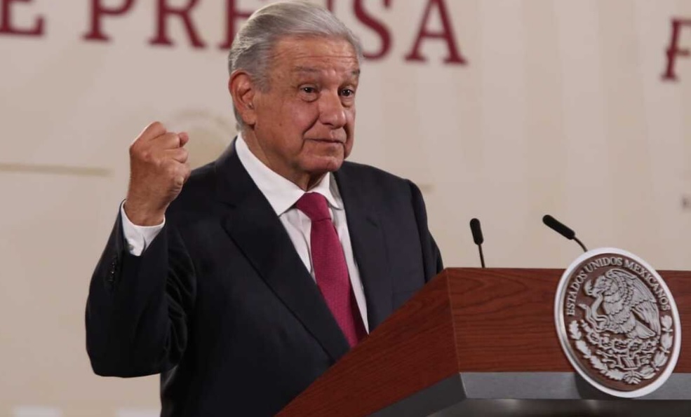 AMLO anuncia veto a ley que promueve Morena para elevar multas por injurias al presidente
