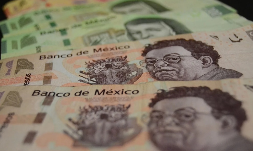 Avanza economía en enero, liga dos meses al alza
