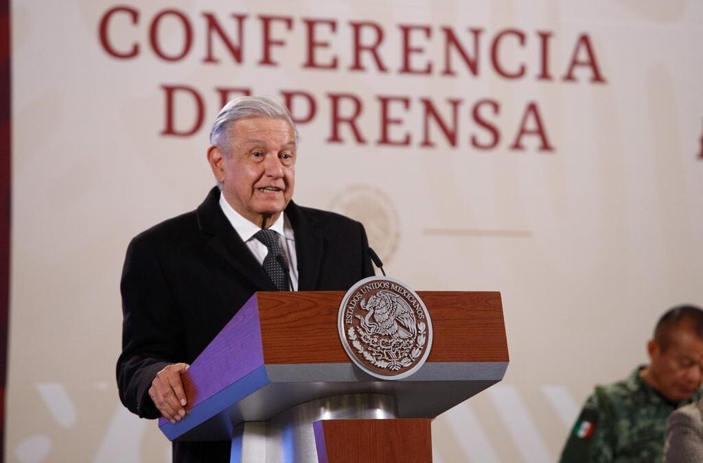 Declarar áreas naturales protegidas terrenos de Fonatur, por la corrupción: AMLO