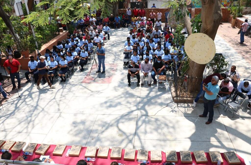 Alfabetizar, un acto de justicia social clave para la transformación de Oaxaca: IEEPO