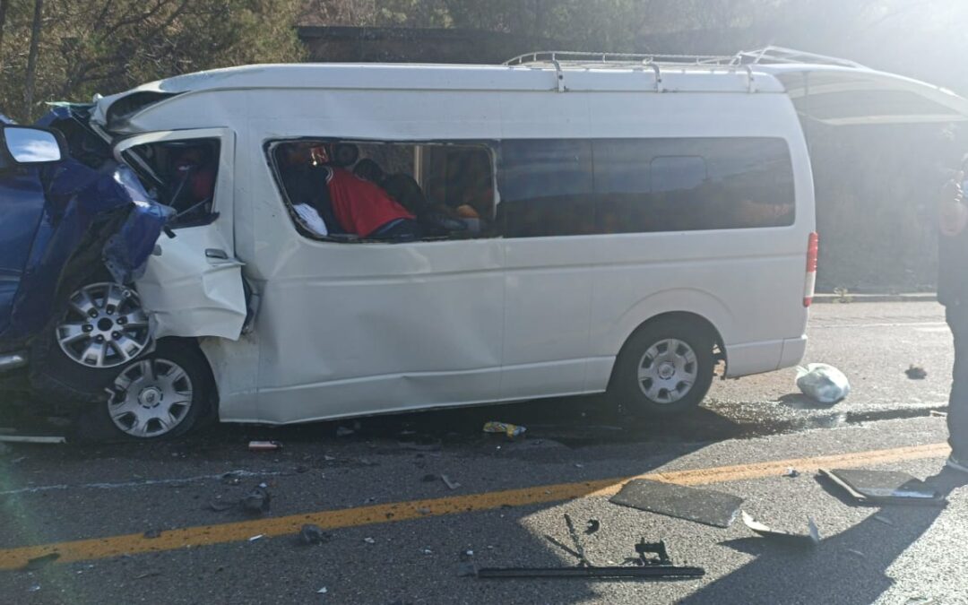 Fatal accidente en la autopista Oaxaca-Tehuacan, al menos 2 muertos