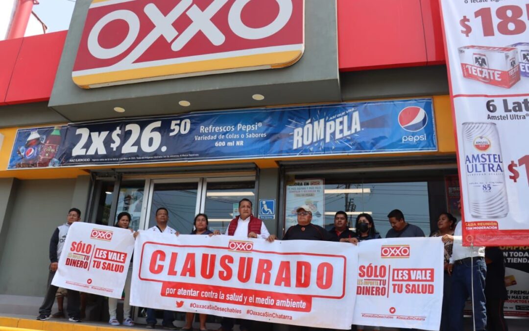 Clausuran tienda Oxxo en Oaxaca por evadir ley antichatarra y antidesechables