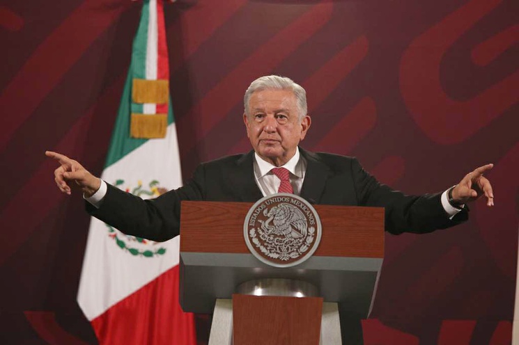 Mantendremos nuestras reservas en dólares; es la principal moneda mundial: AMLO
