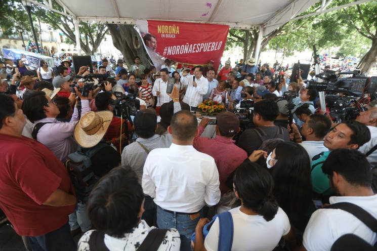 Noroña inicia en Oaxaca gira por el país