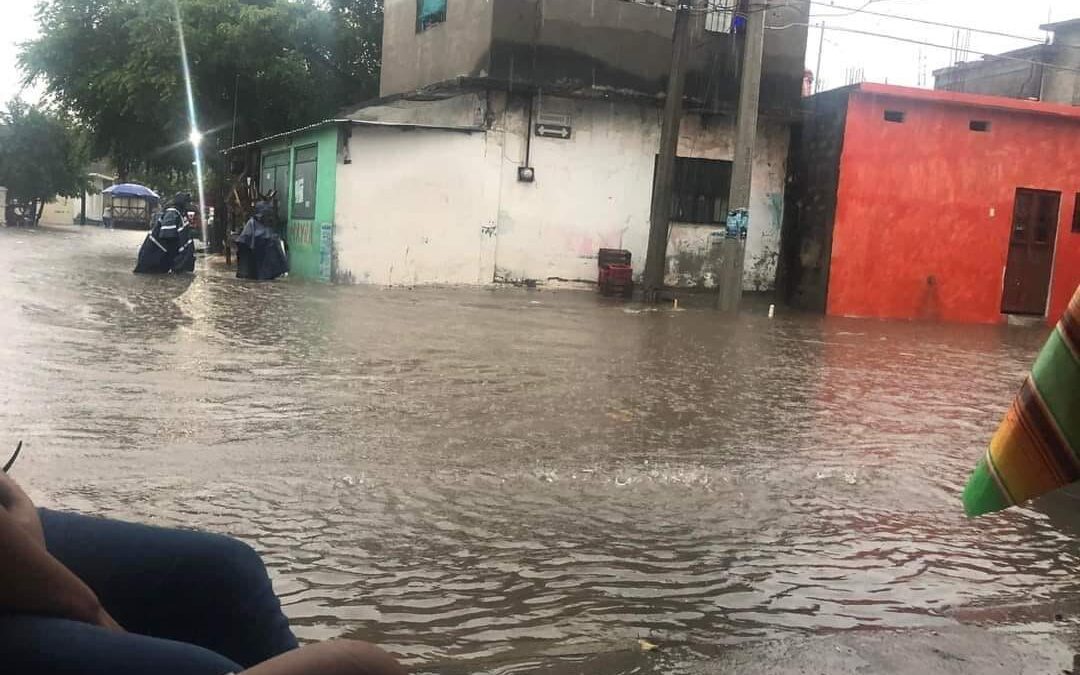 Cancelan clases en escuelas de Juchitán por intensas lluvias 
