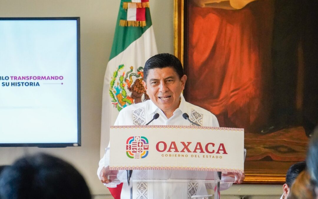Denuncia Salomón Jara Cruz a empresas constructoras