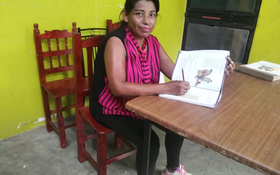 Transforma IEEA historias de vida con educación