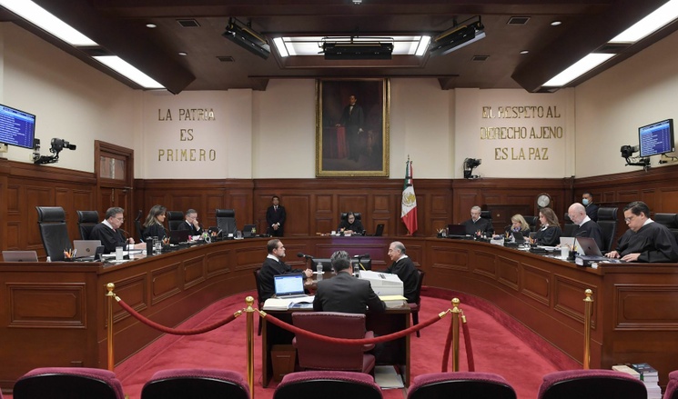 SCJN responde a AMLO sobre los sueldos de sus ministros