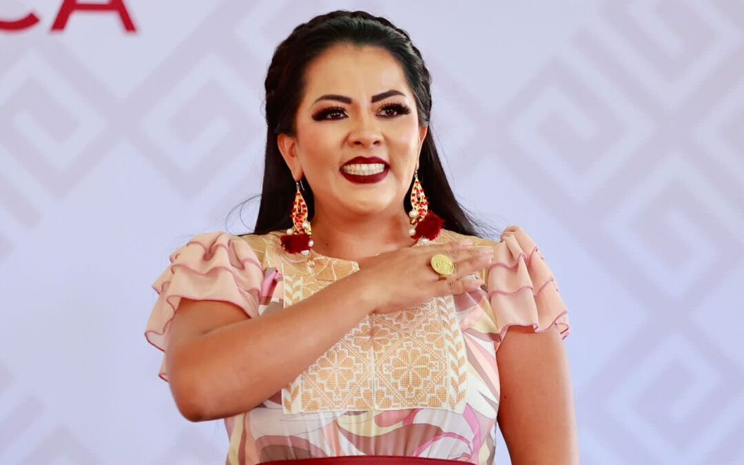 Señala Saymi Pineda de “politiquería” a acusaciones de deuda millonaria a empresaria hotelera