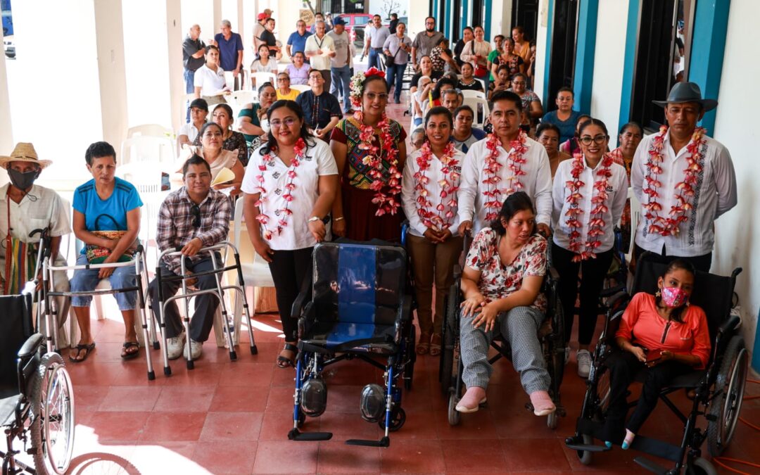 Cuida DIF Oaxaca a personas que requerían aparatos funcionales o de movilidad de la región Istmo